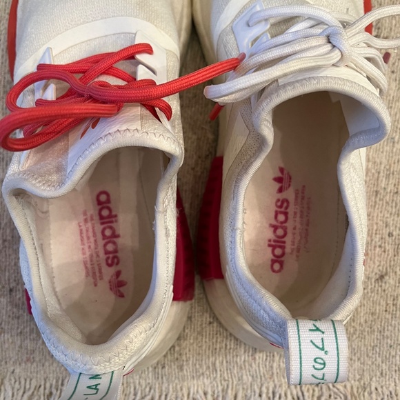 Adidas NMD R1 Boost White Pink Green Sneakers women's Size 9 - Picture 5 of 5